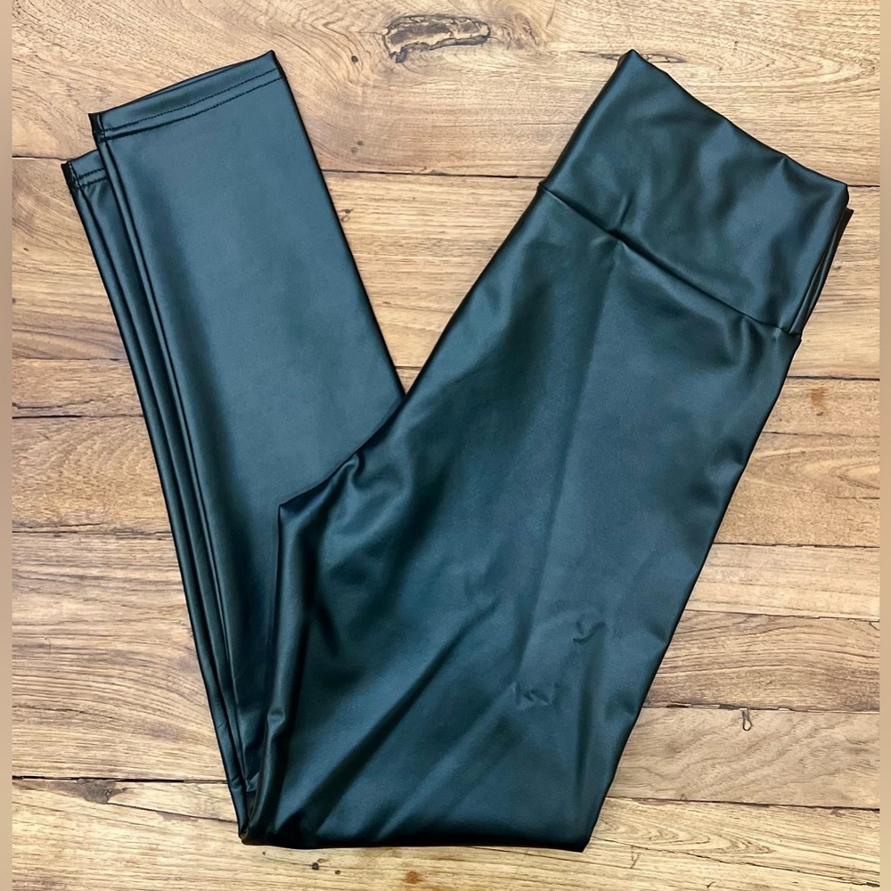 Faux leather leggings